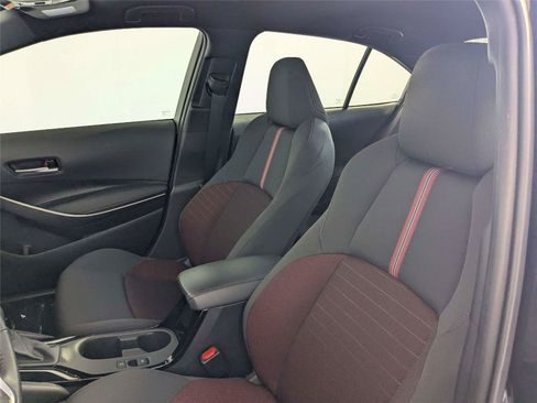 Certified 2024 Toyota Corolla SE FWD image 11