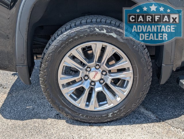Used 2024 GMC Sierra 1500 Denali w/ Technology Package AWD/4WD image 4