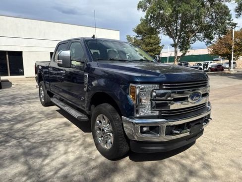 Used 2019 Ford F250 Lariat w/ Lariat Ultimate Package AWD/4WD image 4