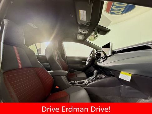 Certified 2026 Toyota Corolla SE w/ SE Package FWD image 24