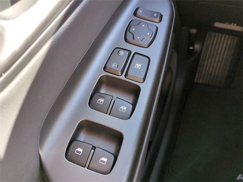 Certified 2022 Hyundai Kona Limited image 30