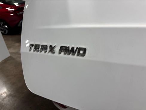 Used 2018 Chevrolet Trax LS AWD/4WD image 22