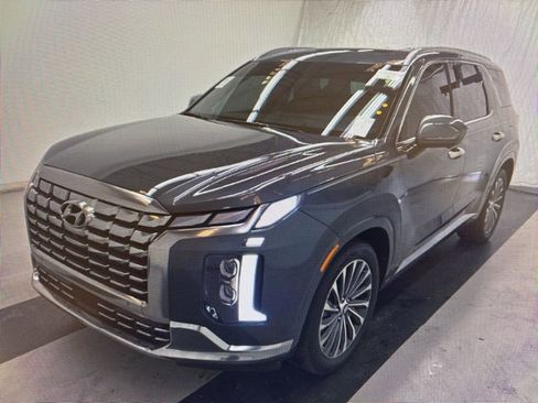 Used 2025 Hyundai Palisade Calligraphy image 1