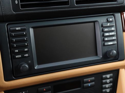 Used 2002 BMW M5 image 80