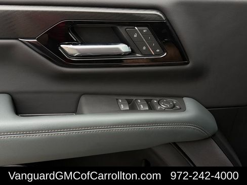 New 2026 GMC Yukon AT4 w/ AT4 Premium Package AWD/4WD image 21