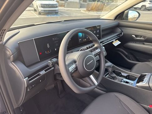 New 2026 Hyundai Tucson SE image 13