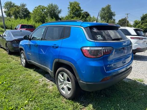 Used 2022 Jeep Compass Latitude AWD/4WD image 3