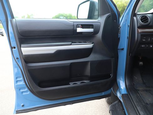 Used 2019 Toyota Tundra Limited AWD/4WD image 18