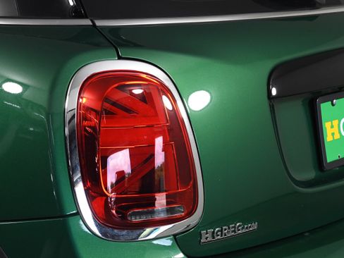 Used 2023 MINI Cooper S image 33