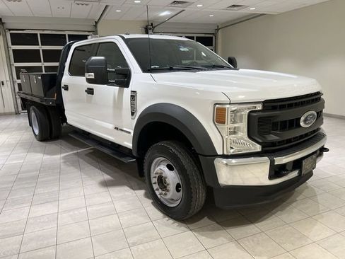 Used 2022 Ford F550 4x4 Crew Cab Super Duty w/ Power Equipment Group image 7