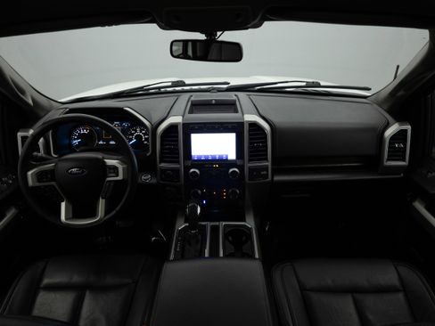 Used 2020 Ford F150 Lariat w/ Equipment Group 502A Luxury AWD/4WD image 2