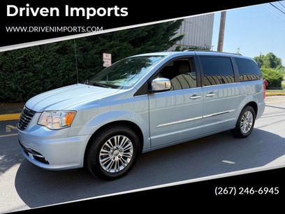 Used 2013 Chrysler Town & Country Touring-L w/ Entertainment Group #2