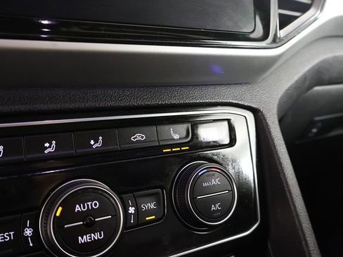 Used 2023 Volkswagen Atlas SEL image 54