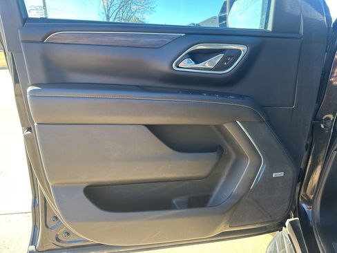 Used 2021 GMC Yukon SLT w/ SLT Luxury Plus Package image 9