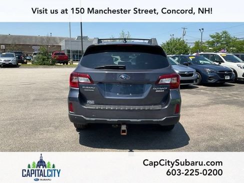 Used 2017 Subaru Outback 2.5i Limited AWD/4WD image 5