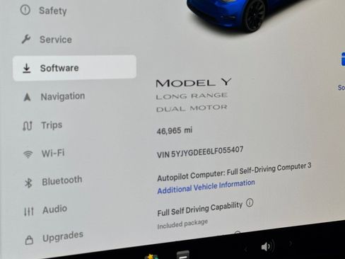Used 2020 Tesla Model Y Long Range image 25