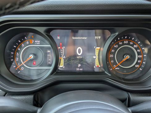 New 2025 Jeep Gladiator Sport image 29