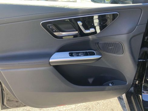 Certified 2025 Mercedes-Benz GLC 300 4MATIC image 18