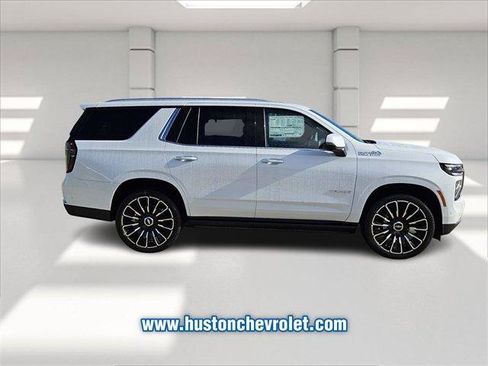 Certified 2026 Chevrolet Tahoe High Country AWD/4WD image 6