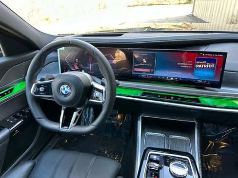 Used 2023 BMW 740i w/ Parking Assistance Package image 22