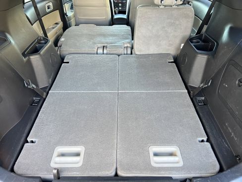 Used 2015 Ford Explorer XLT w/ Equipment Group 202A image 22