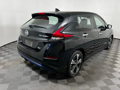 Used 2019 Nissan Leaf SV w/ SV Technology Package image 5