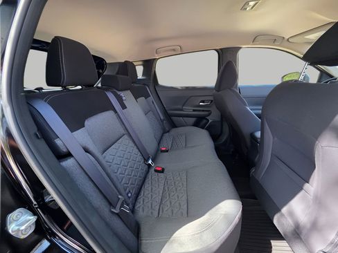 New 2026 Nissan Kicks SV w/ Cold Weather Package image 7