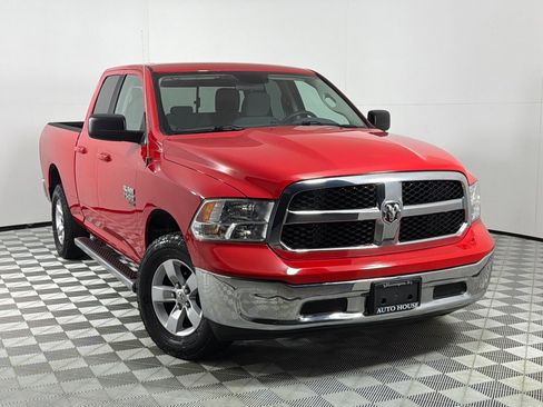 Used 2020 RAM 1500 Classic SLT AWD/4WD image 2