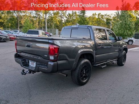 Certified 2022 Toyota Tacoma SR5 w/ Technology Package RWD image 5