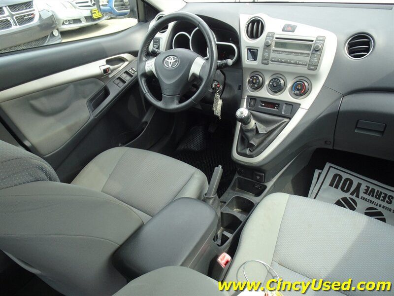 Used 2010 Toyota Matrix S w/ Sport Pkg FWD image 16