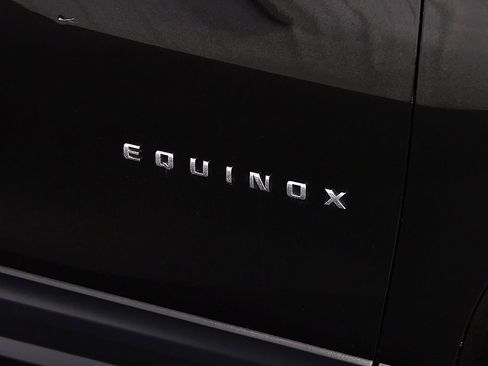 Used 2019 Chevrolet Equinox LT image 10