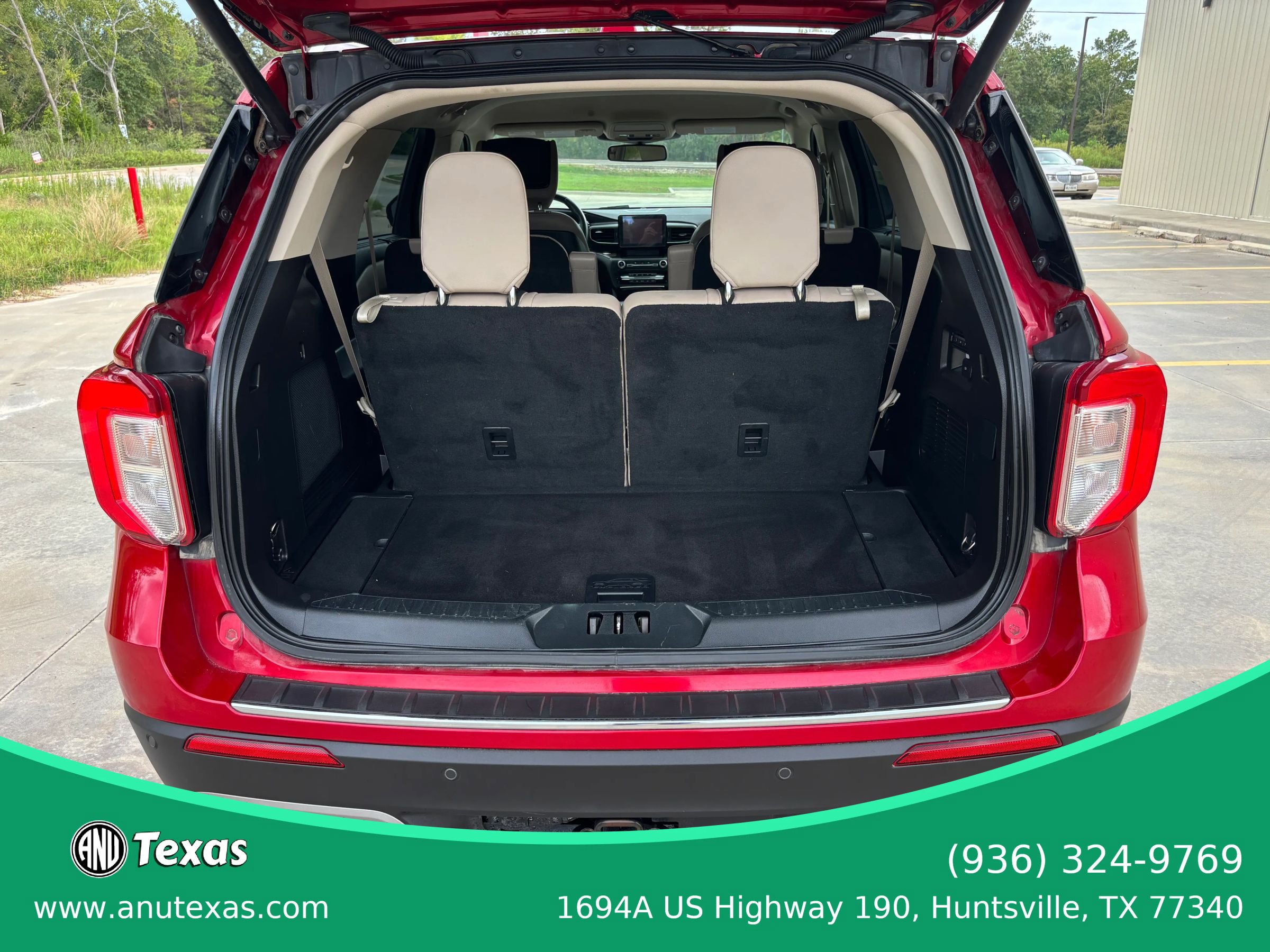 Used 2020 Ford Explorer Limited w/ Class III Trailer Tow Package AWD/4WD image 17