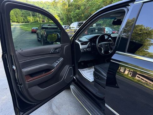 Used 2015 GMC Yukon SLE w/ Convenience Package AWD/4WD image 9