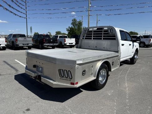Used 2023 RAM 3500 SLT w/ Quick Order Package 2YG SLT AWD/4WD image 13