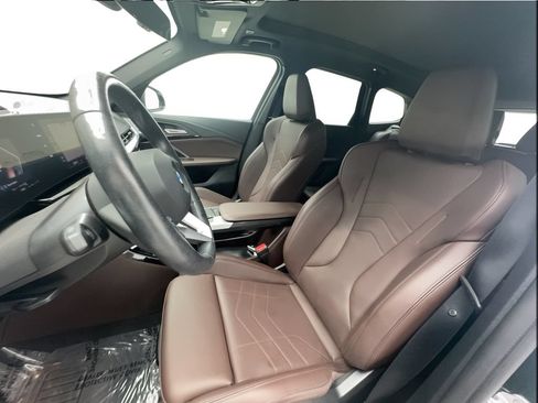 Used 2025 BMW X1 xDrive28i w/ Convenience Package AWD/4WD image 18