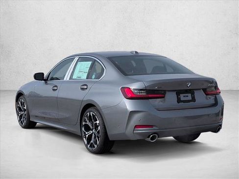 Used 2026 BMW 330i xDrive Sedan w/ Premium Package AWD/4WD image 9