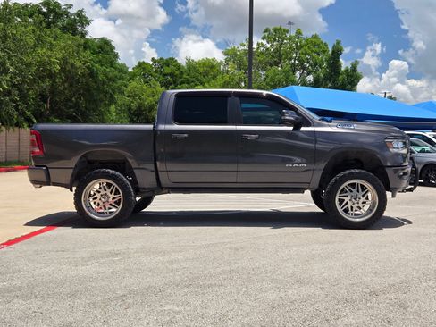 Used 2019 RAM 1500 Big Horn AWD/4WD image 2