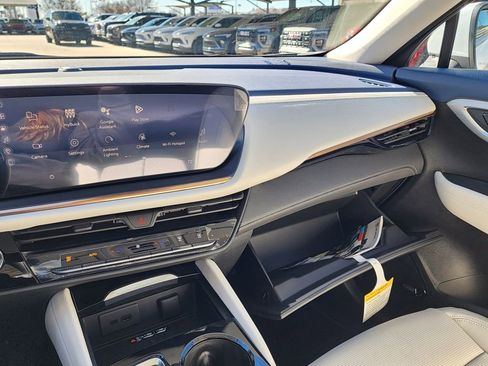 New 2026 Buick Envision Avenir image 36