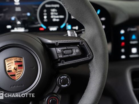 Used 2025 Porsche Taycan Turbo GT image 25