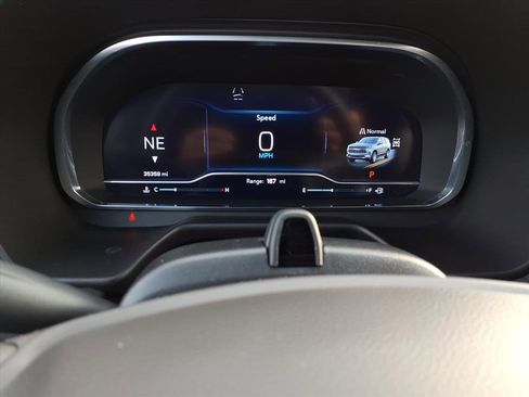 Used 2023 Chevrolet Tahoe Premier w/ Advanced Technology Package image 30