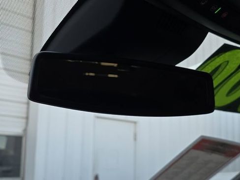 Used 2024 GMC Yukon SLT image 25