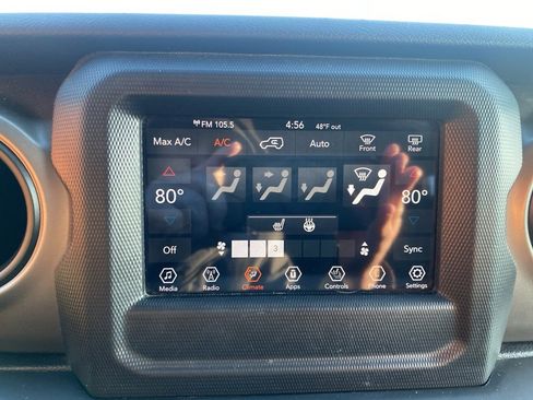 Used 2021 Jeep Wrangler Unlimited Sport image 12