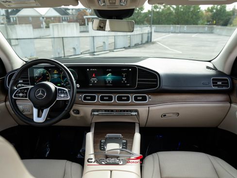 Used 2021 Mercedes-Benz GLS 450 4MATIC image 14