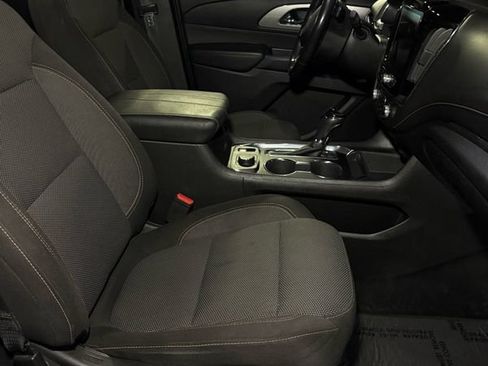 Used 2018 Chevrolet Traverse LT AWD/4WD image 15