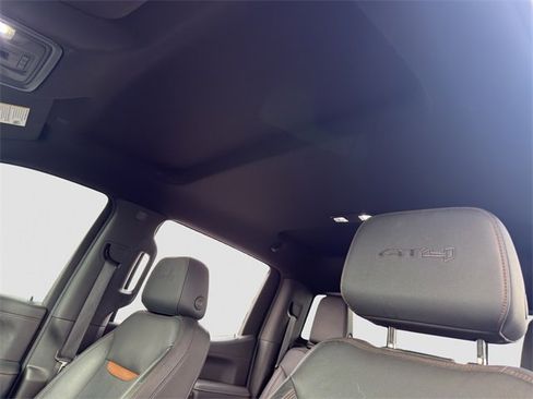Used 2021 GMC Sierra 1500 AT4 w/ AT4 Preferred Package image 24