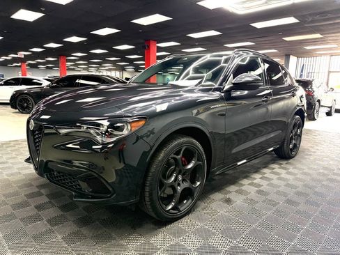 Used 2024 Alfa Romeo Stelvio Veloce AWD/4WD image 7