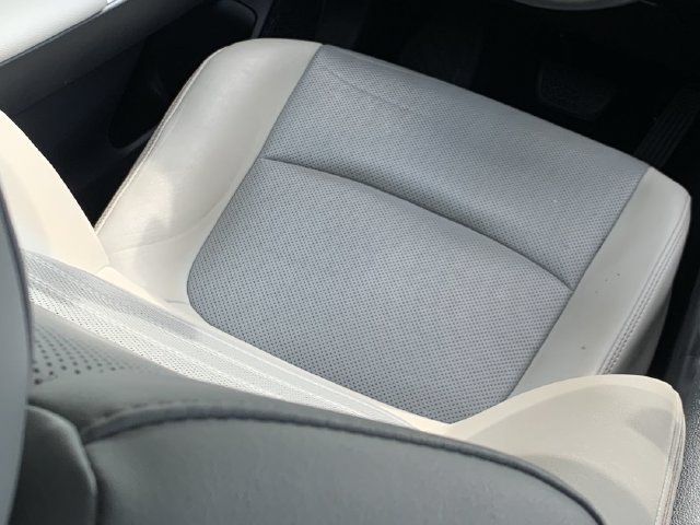 Used 2021 Toyota RAV4 Limited w/ Limited Grade Weather Package AWD/4WD image 18