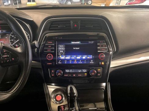 Used 2021 Nissan Maxima 3.5 SV w/ Floor Mat Group image 6