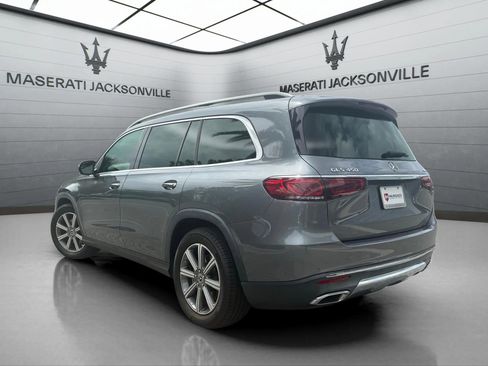 Used 2023 Mercedes-Benz GLS 450 4MATIC image 3