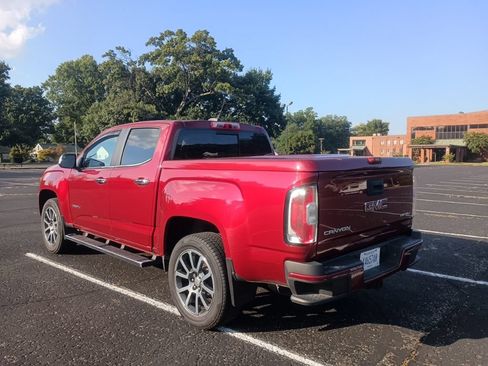 Used 2017 GMC Canyon Denali AWD/4WD image 4
